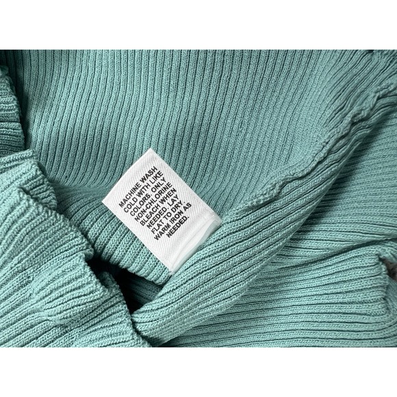 Cato Top Womens Large Green‎ Long Sleeve V-Neck Rayon Blend Ruffles - Picture 12 of 13